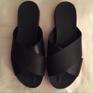 Tory Burch Monterey Espadrille Slide (size 7)